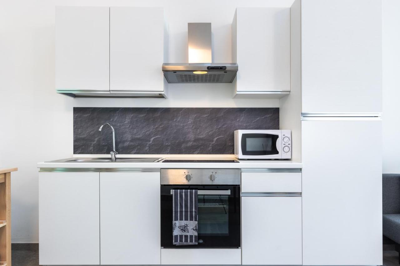 Exclusive Loft Crocetta - Free Private Parking & Wi-Fi - 5 Min To Metro Nizza - Ac Villa Turin Luaran gambar