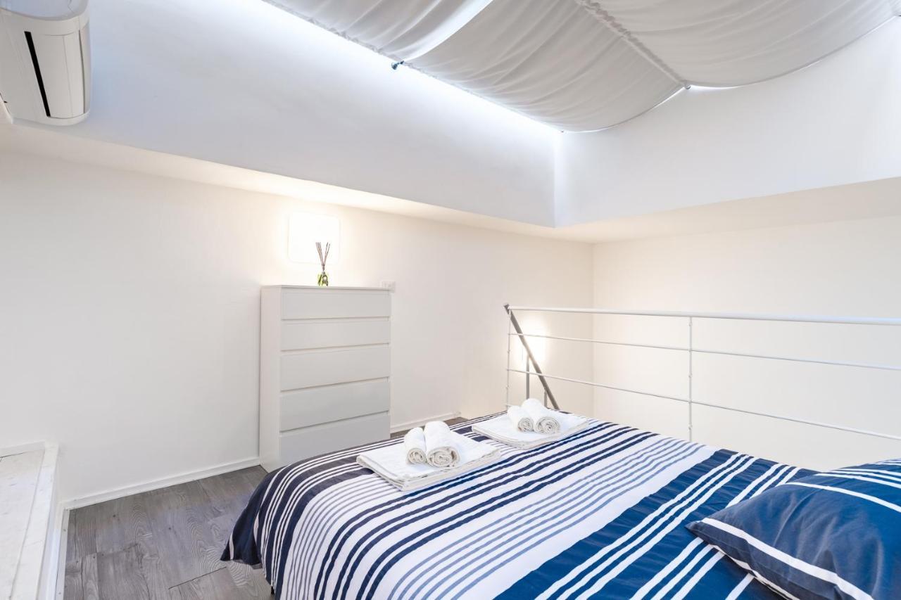 Exclusive Loft Crocetta - Free Private Parking & Wi-Fi - 5 Min To Metro Nizza - Ac Villa Turin Luaran gambar